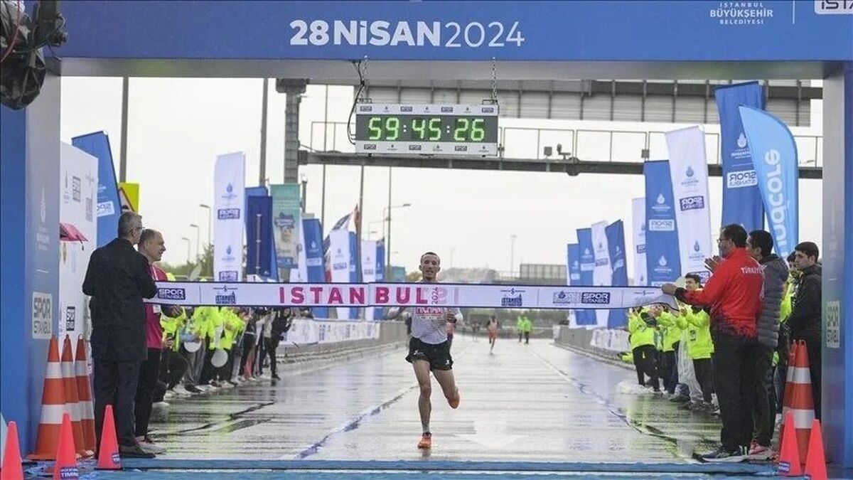 برگزاری دو نیمه ماراتن استانبول با شرکت ورزشکارانی از ۷۲ کشور